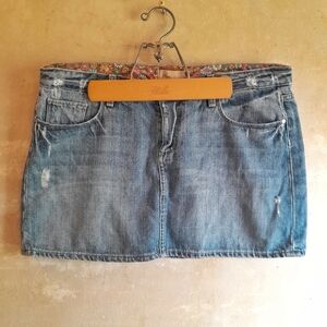66a. vintage blue Paige denim low rise cotton micro mini y2k jean skirt, 31